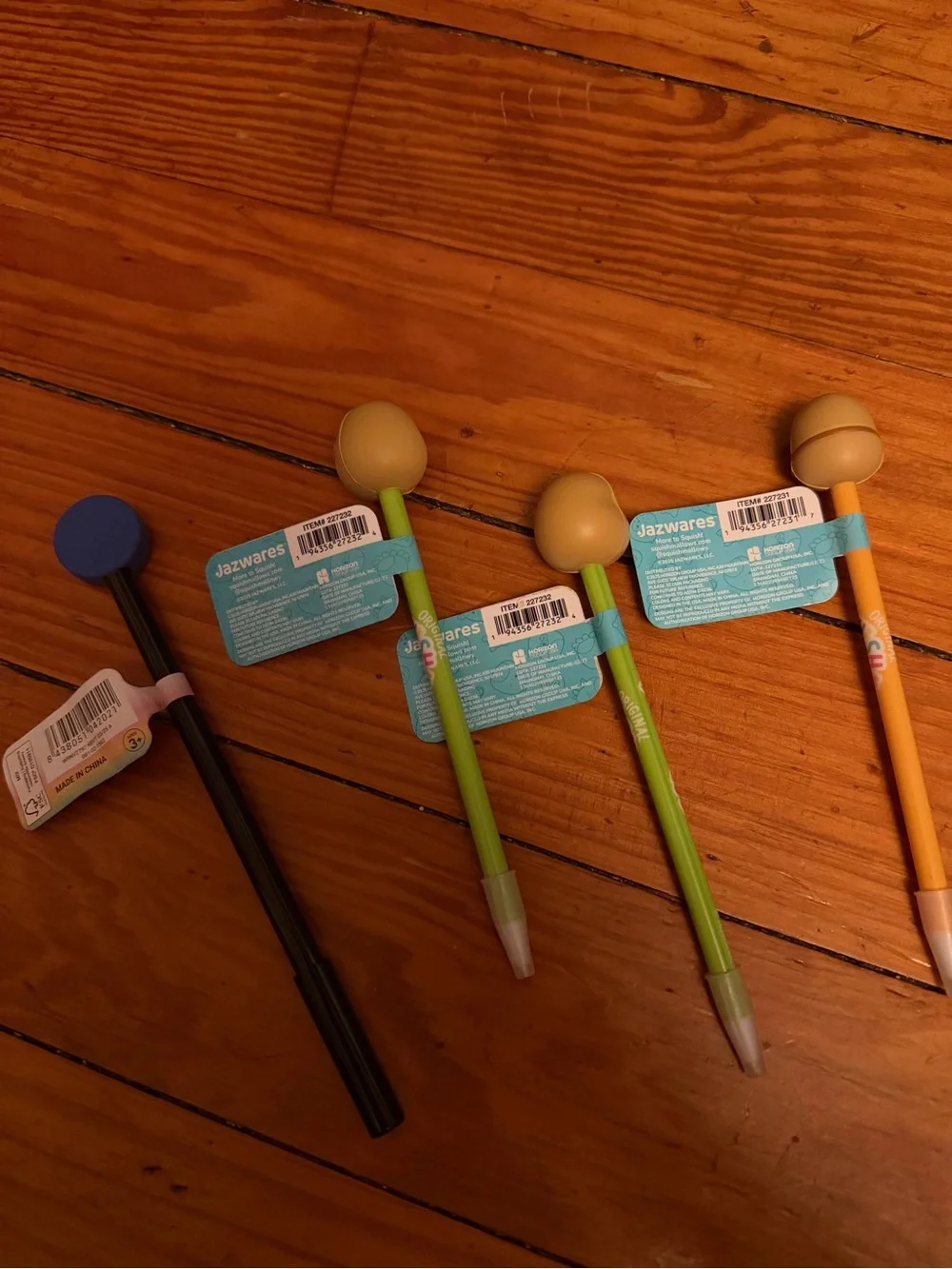 4 Pack - Squishmallow pens 3ct & yoobi earth pen 1ct